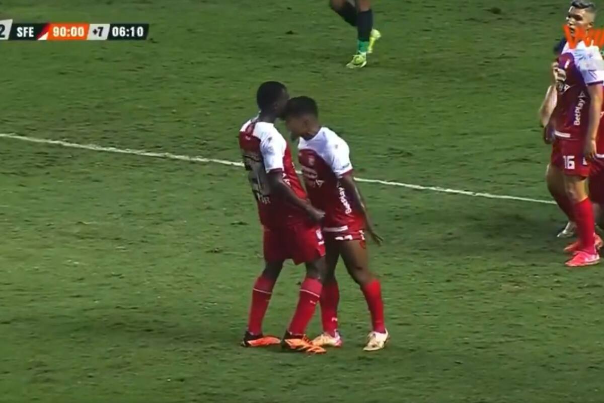 Video: jugadores de Santa Fe se van a los golpes en partido contra Cali