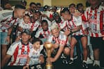 8 clubes del fútbol colombiano exigen más plata por la transmisión de sus partidos