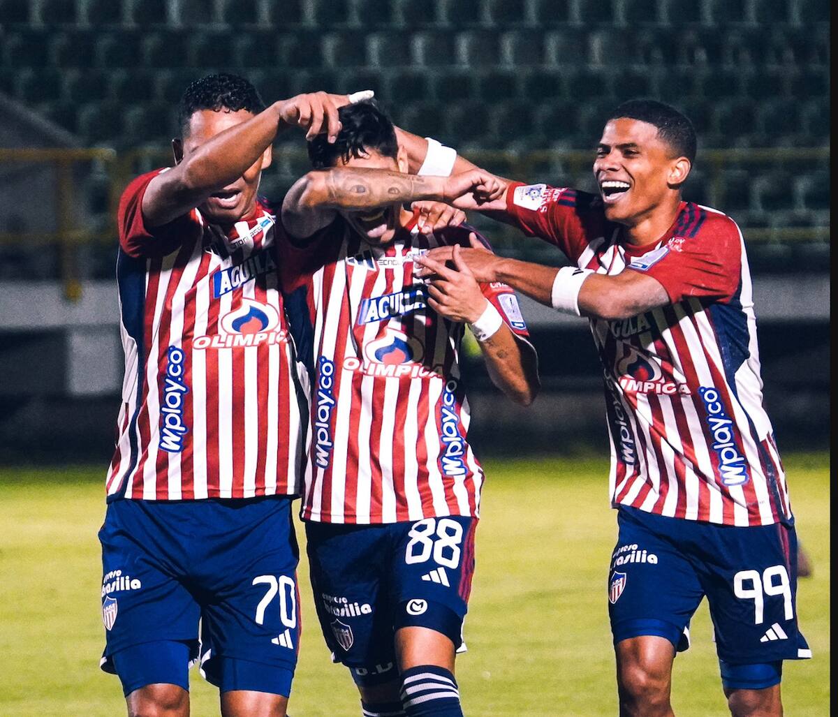 Carlos Bacca, Bryan Castrillón y José Enamorado, es el tridente que ja venido jugando últimamente con Junior de Barranquilla, que este jueves recibe al America de Cali por Copa Conmebol Sudamericana.//Cortesía.