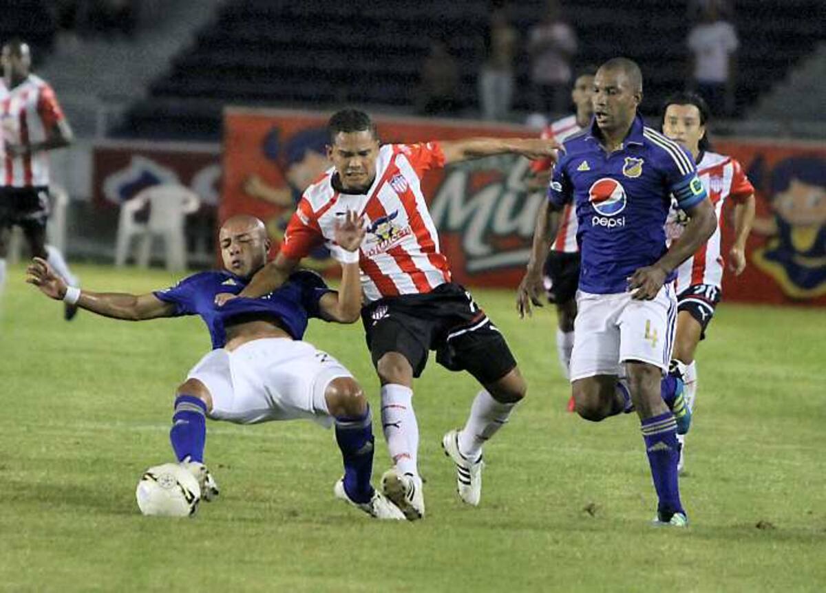 Junior y Millonarios empataron a cero goles este miércoles en partido disputado en el estadio Metropolitano de Barranquilla por Copa Postobón. COLPRENSA