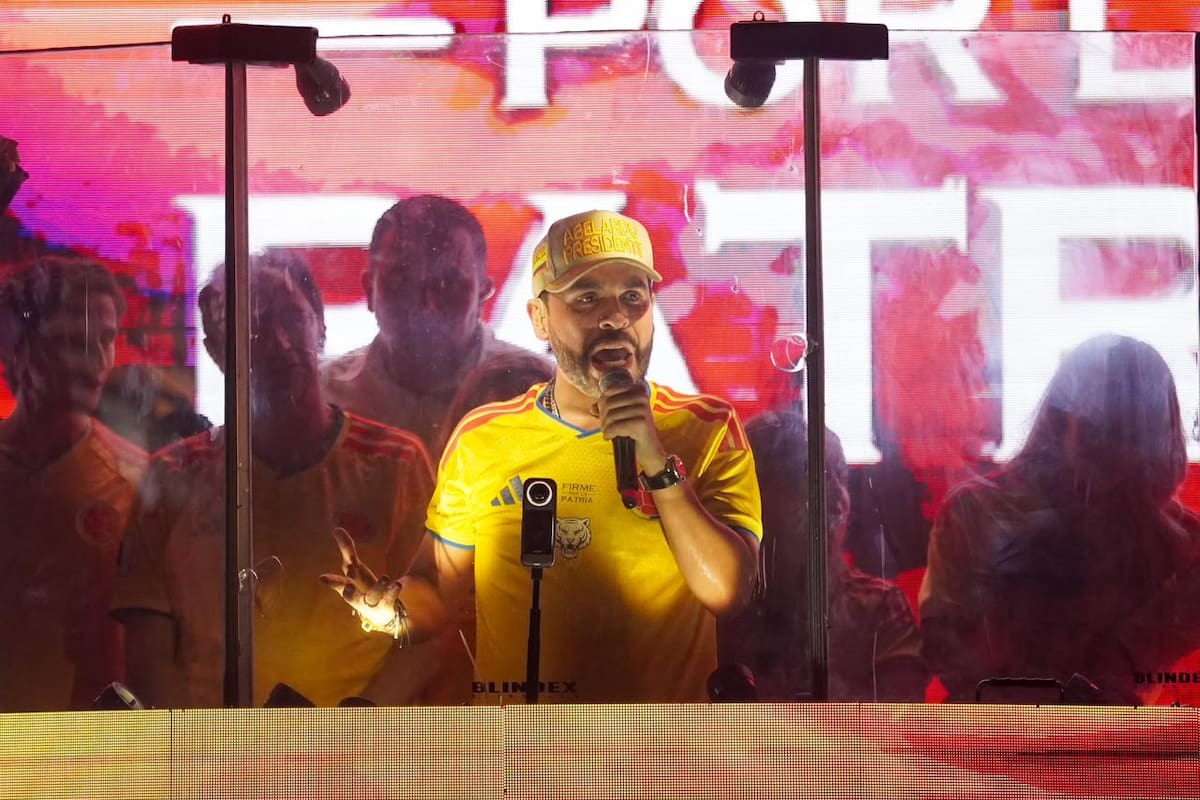 “La usaré cuando quiera”: José Manuel Restrepo sobre prohibición a camiseta de la Selección
