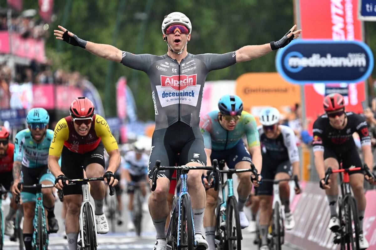 Giro de Italia 2025: Kaden Groves se quedó con una caótica sexta etapa