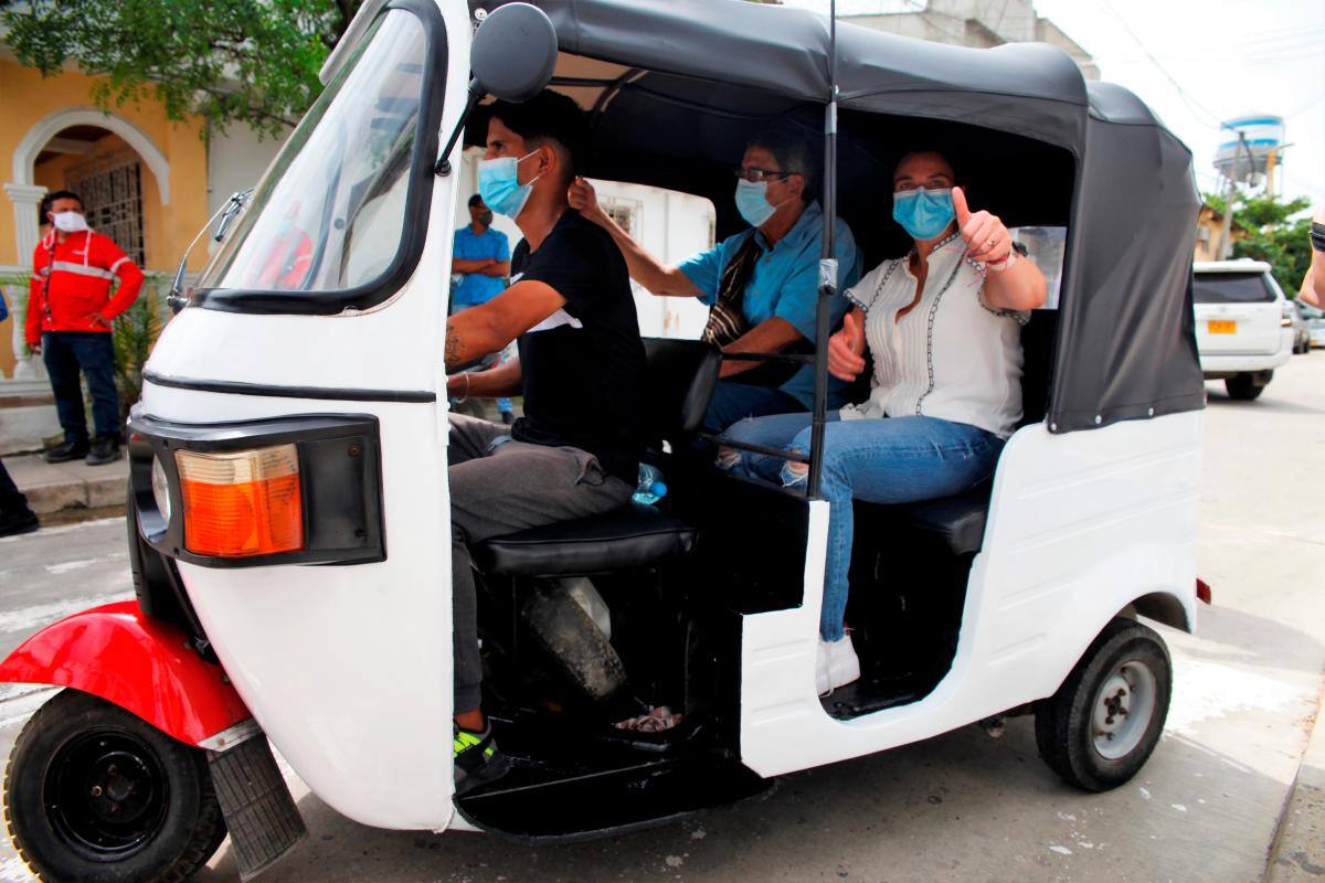 Ministra TIC visitó Turbaco y dejó anuncios importantes