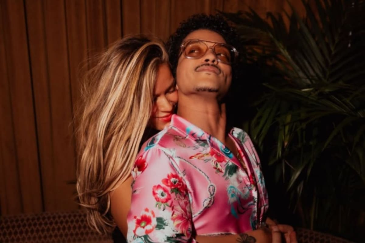 Bruno Mars reaccionó al baile de Karol G con Drake y lanzó un mensaje que encendió las redes