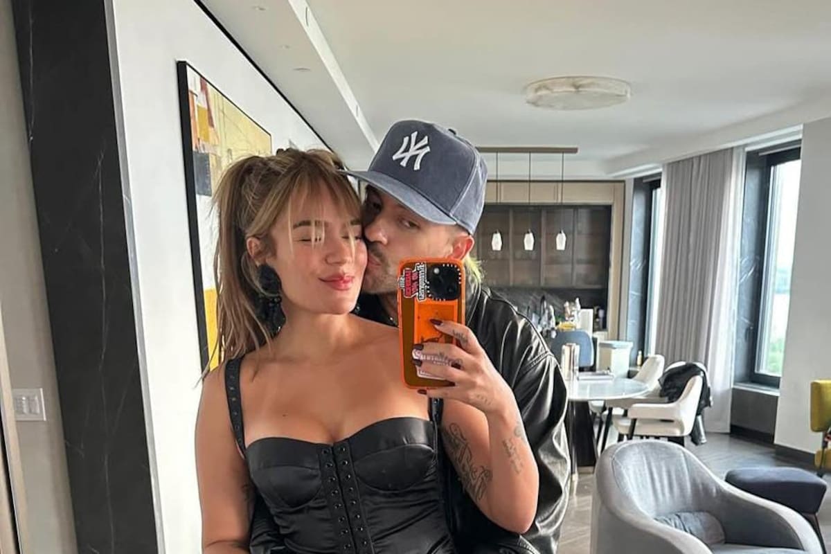 Feid se habría referido a su ruptura con Karol G en pleno concierto: “Me dejó”