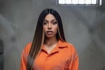 Karola recibe críticas por entrar a polémico reality: “Daña su imagen”