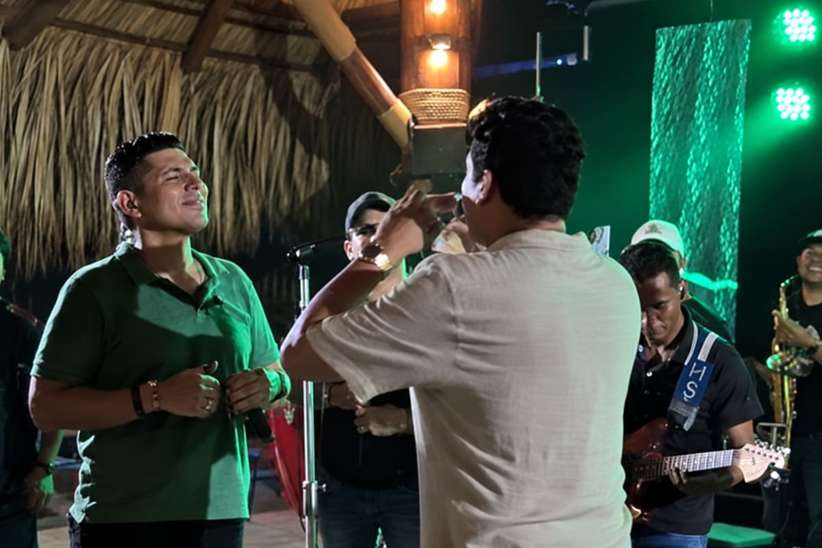Así fue la presentación de Kbeto Zuleta con Elder Dayán antes del fuerte accidente