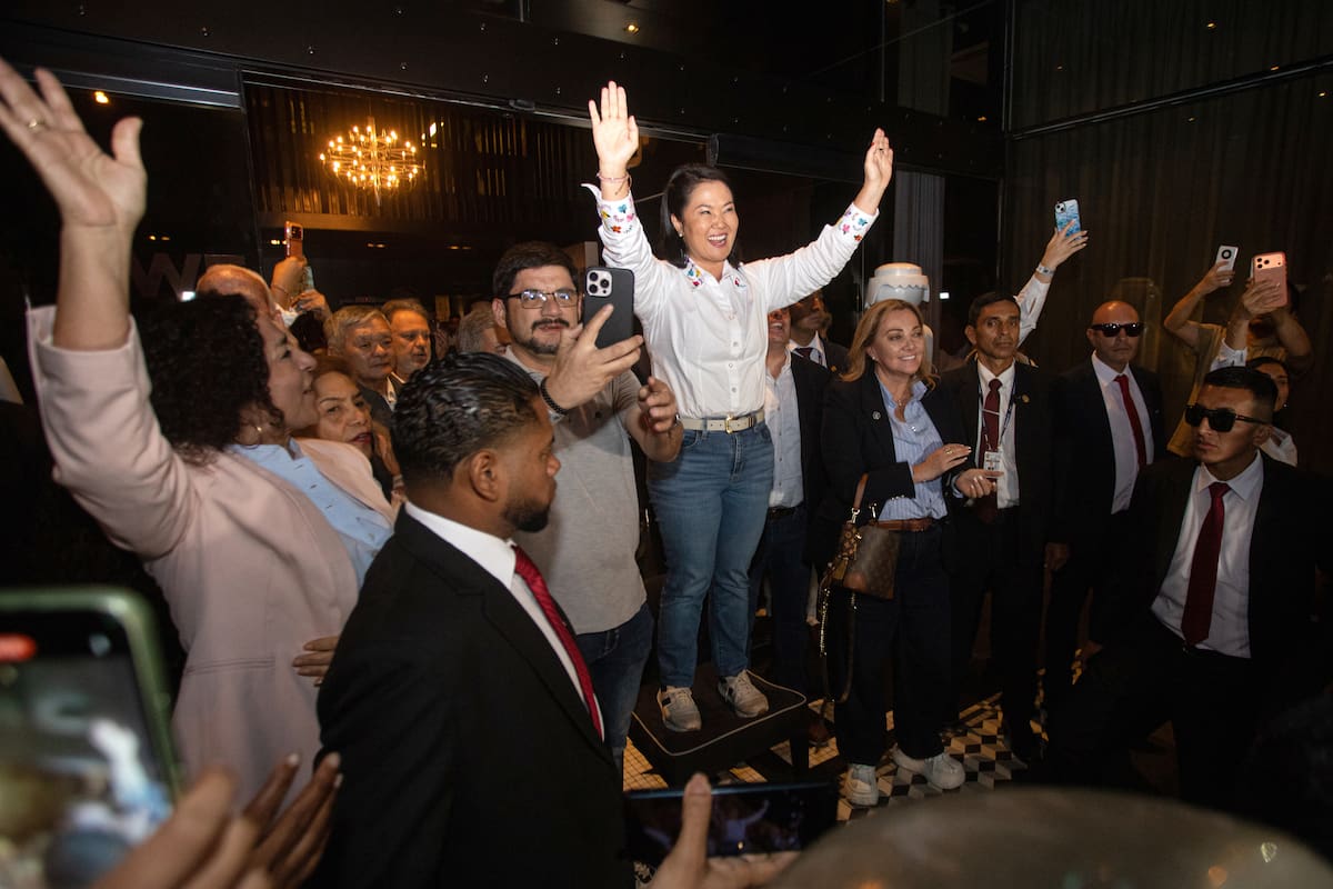 Keiko Fujimori amplía su ventaja y queda más cerca de ganar la elección en Perú