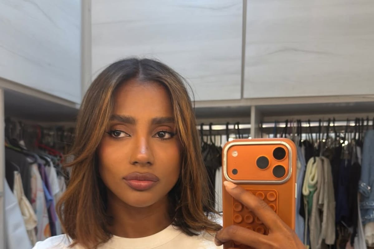 Kelly Reales, criticada por su look en los Premios Ícono 2026