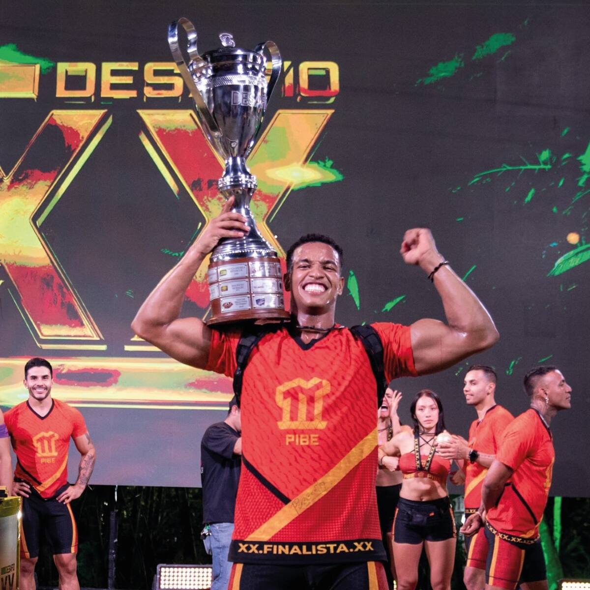 El ganador de esta nueva edición del Desafío XX, lo sorprendieron con una gran sorpresa por parte de su comunidad. // Foto: IGkevynrua75