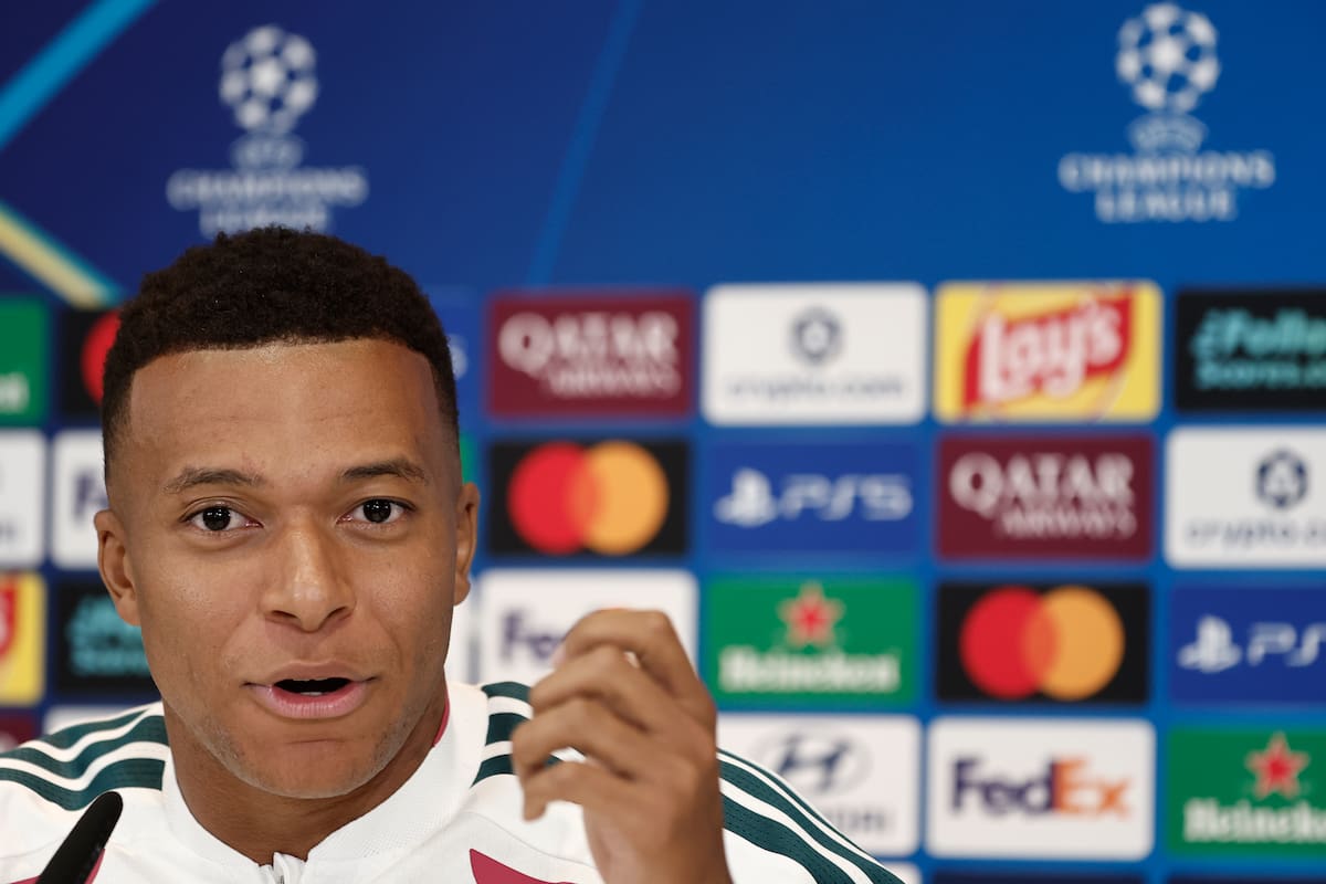 El delantero francés del Real Madrid Kylian Mbappé, durante la rueda de prensa. //Foto, EFE: Sergio Pérez