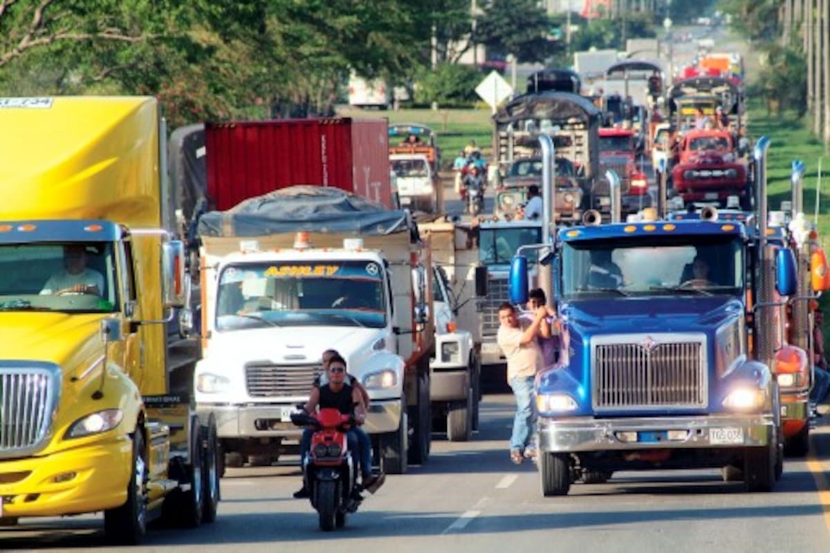 Camioneros convocan protestas en las principales vías de Colombia, ¿cuándo?