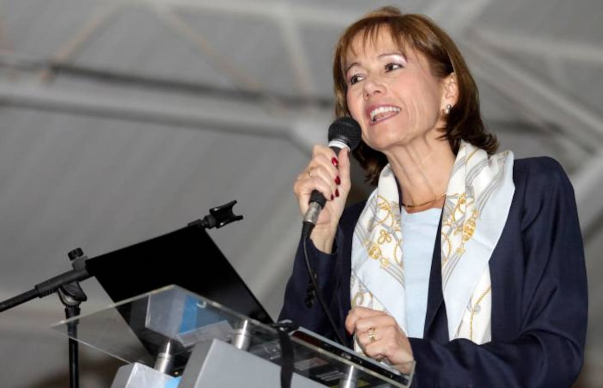 Beatriz Londoño, ministra de Salud. COLPRENSA