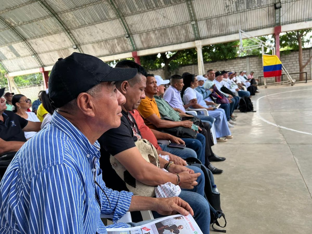 La audiencia pública se convirtió en una plataforma para fortalecer alianzas entre diversos sectores sociales y políticos comprometidos con la creación del Departamento Surcaribe.// Foto: cortesía.