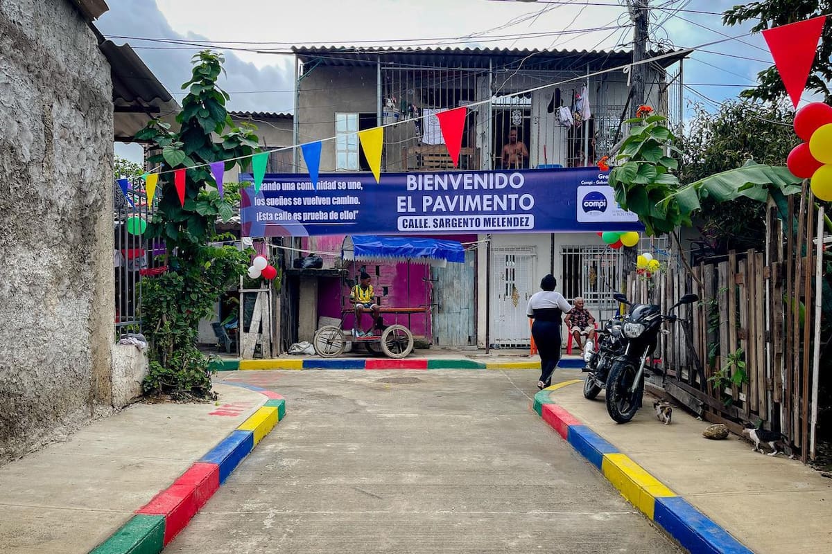 Gobernador Yamil Arana entrega pavimentación en la Candelaria