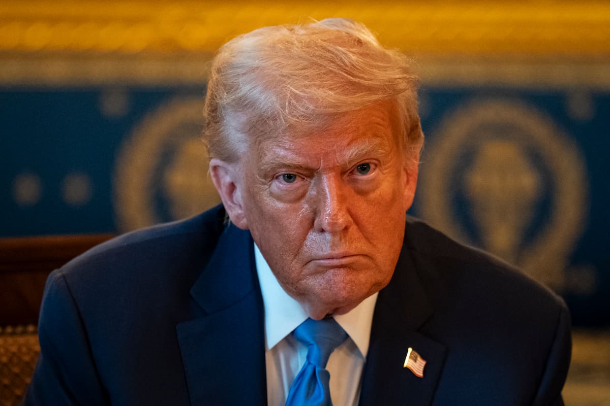 Trump llama a seguir protestando en Irán: “La ayuda está en camino”
