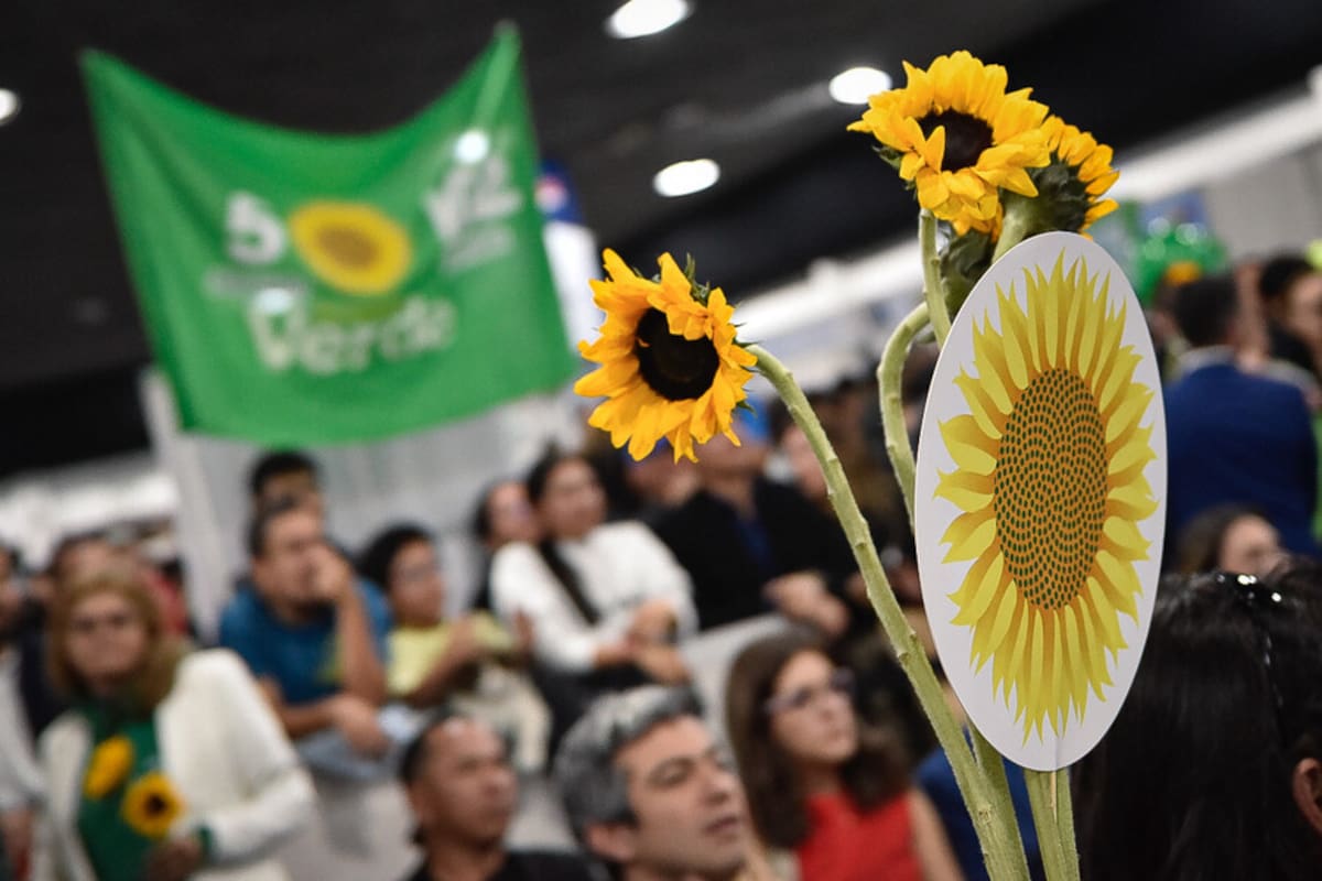 La coalición Alianza Verde dice que apoyará la candidatura presidencial de Iván Cepeda. // Foto: Colprensa.