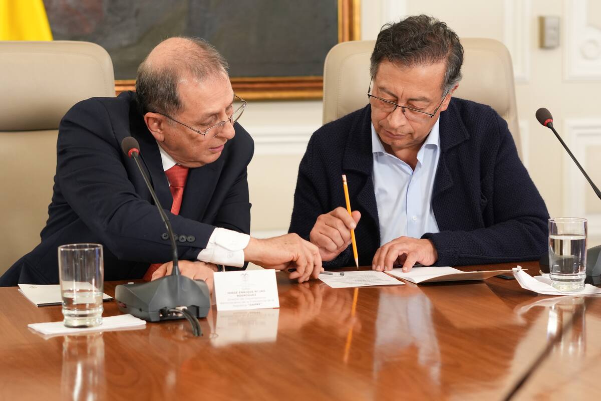 La continua exposición de disputas internas ha debilitado la confianza en el gobierno