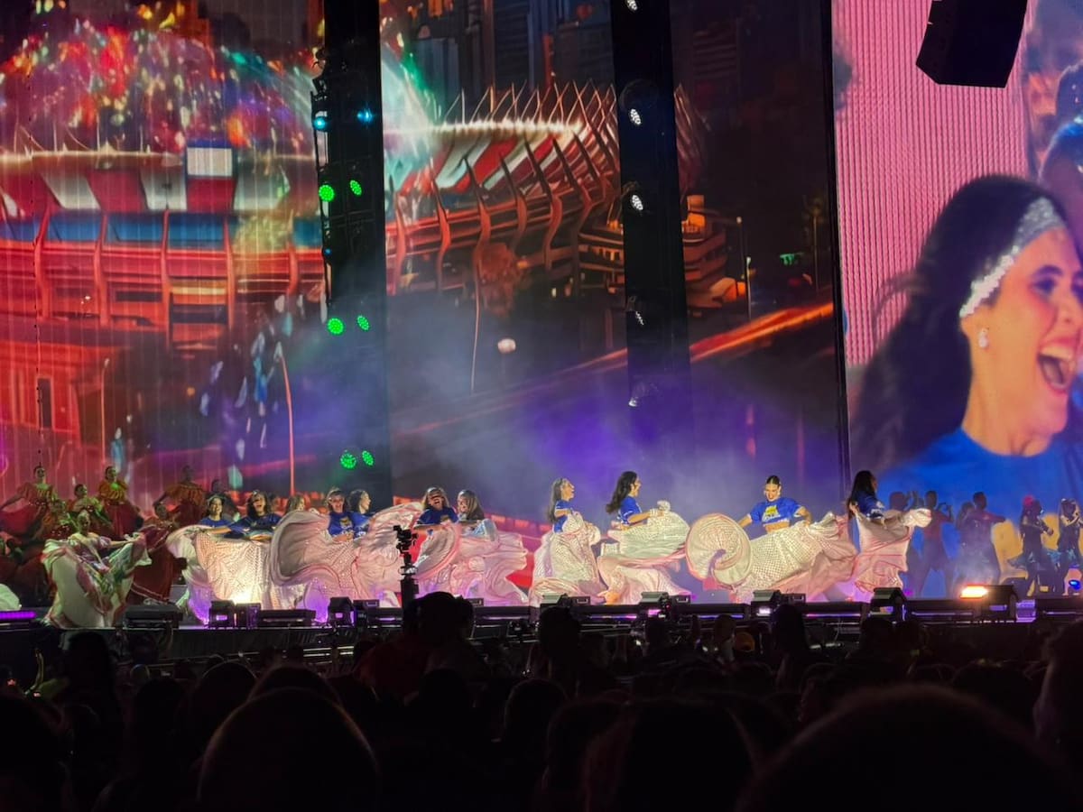 La coronación de Michelle reunió a todas las reinas del Carnaval. // El Universal