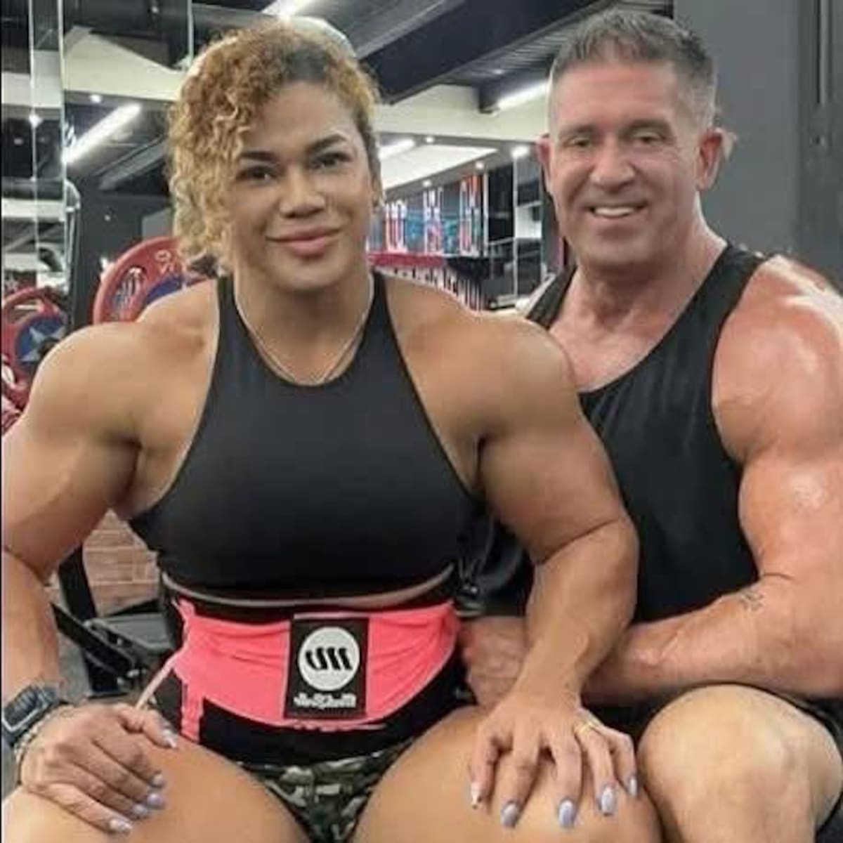 La culturista sincelejana Zunilda Hoyos y su pareja. FOTO TOMADA DE FACEBOOK.