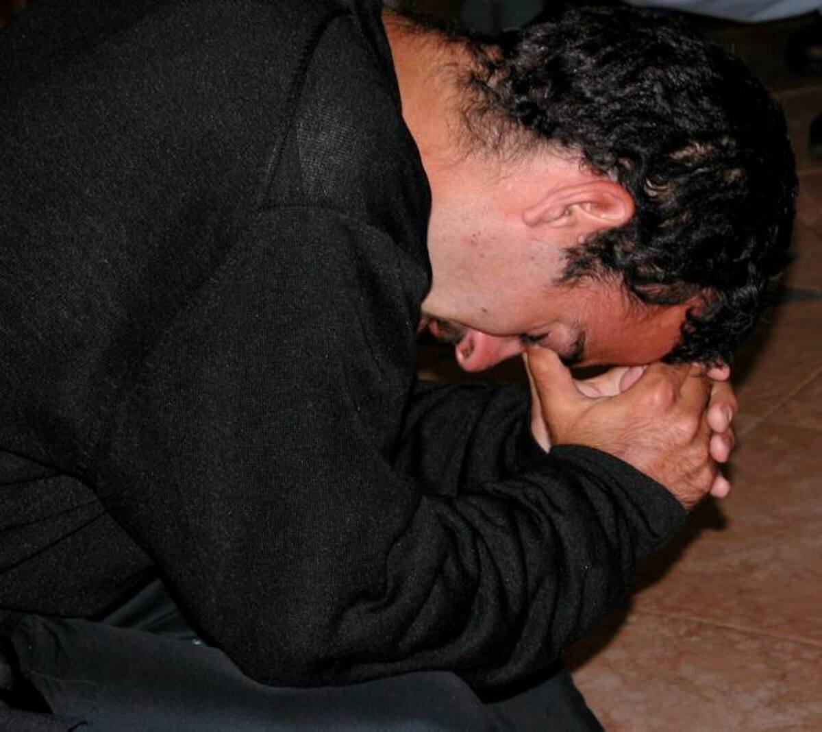 De acuerdo con la información recopilada por Medicina Legal en Colombia, entre las principales motivaciones que tienen las personas para suicidarse se cuentan los conflictos de pareja, y el padecimiento de enfermedades físicas o mentales. FOTOILUSTRACIÓN - COLPRENSA