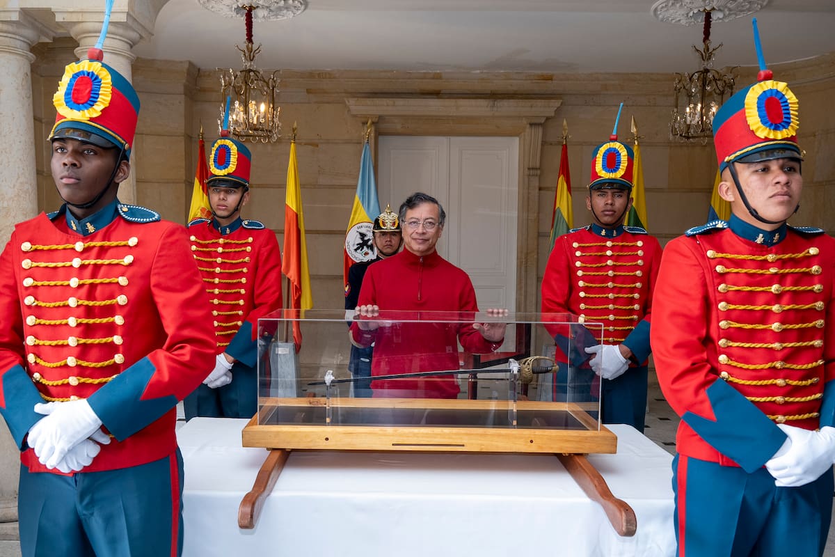 Después de cuatro años como símbolo del Gobierno Petro, la espada de Simón Bolívar regresó a la Quinta de Bolívar