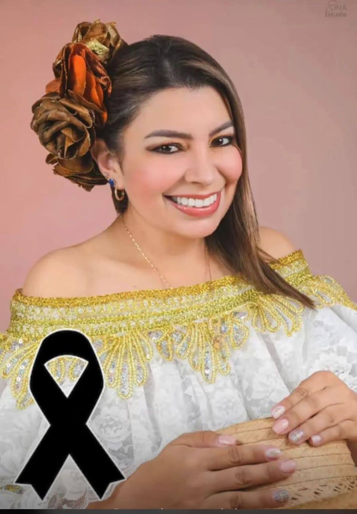 Con múltiples mensajes despiden en las redes sociales, principalmente en Facebook, a la médico ginecobstetra Julie Nataly Bohórquez Romero.