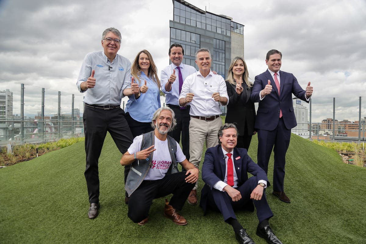 Precandidatos presidenciales de "La Gran Consulta por Colombia". // Foto: Colprensa – Catalina Olaya.