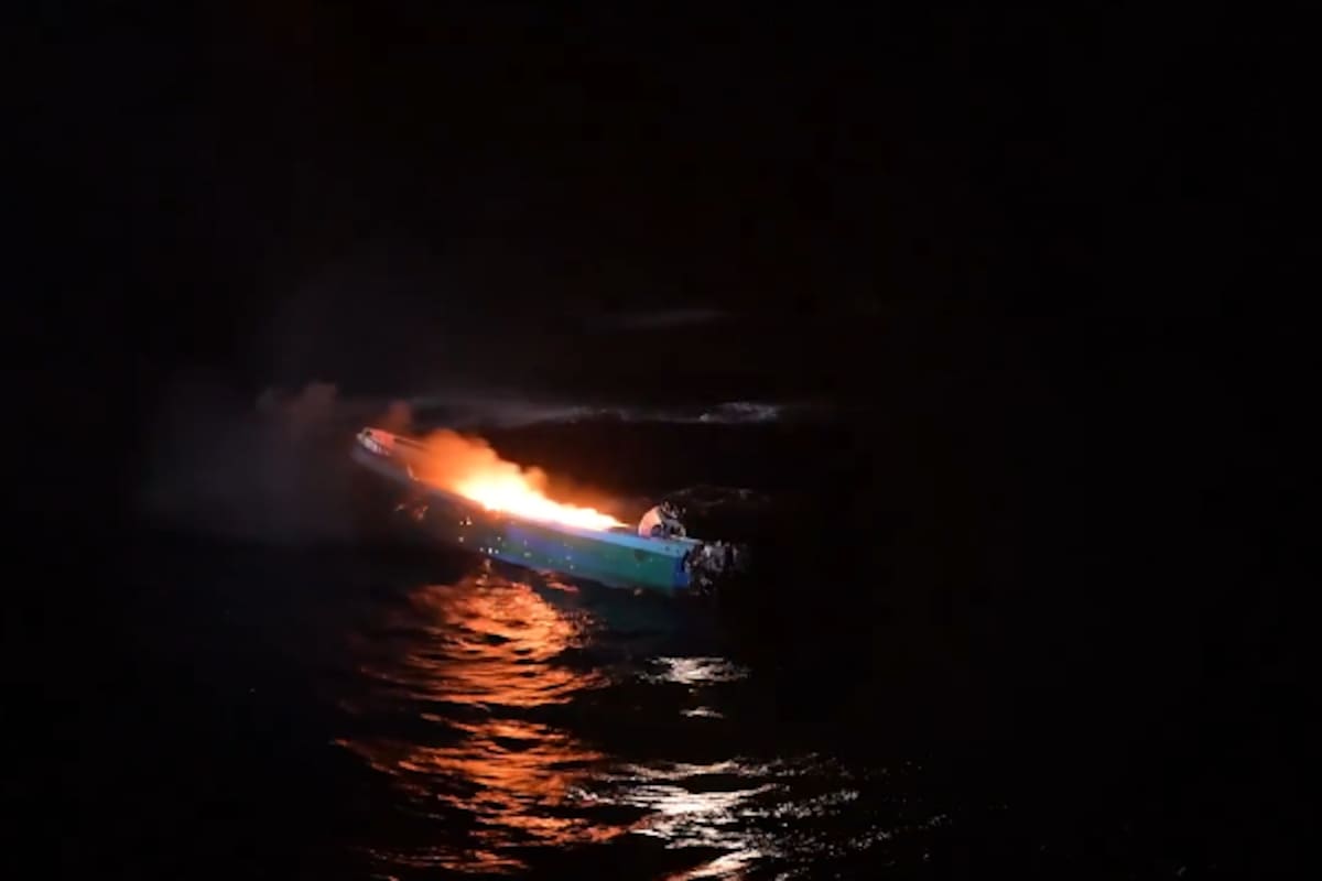 Video: Estados Unidos bombardea otra embarcación con cargamento de droga