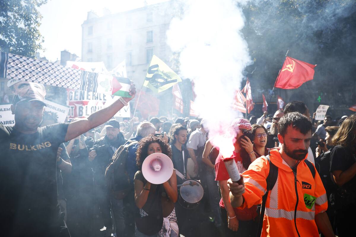Francia: 500.000 manifestantes salen a las calles contra los recortes
