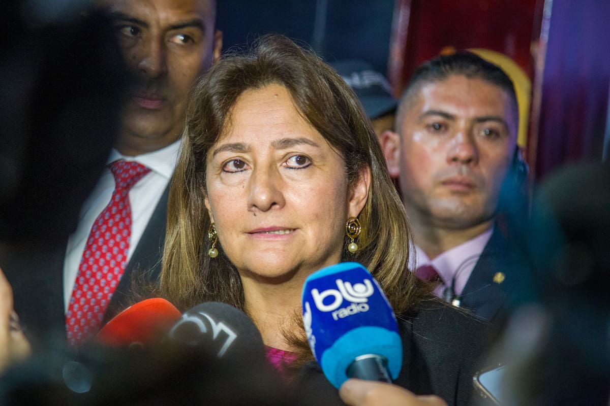 Ángela María Buitrago renuncia al Ministerio de Justicia en remezón