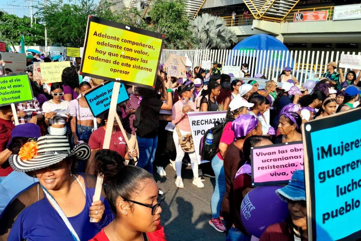 8M: mujeres en Cartagena salieron a marchar por sus derechos