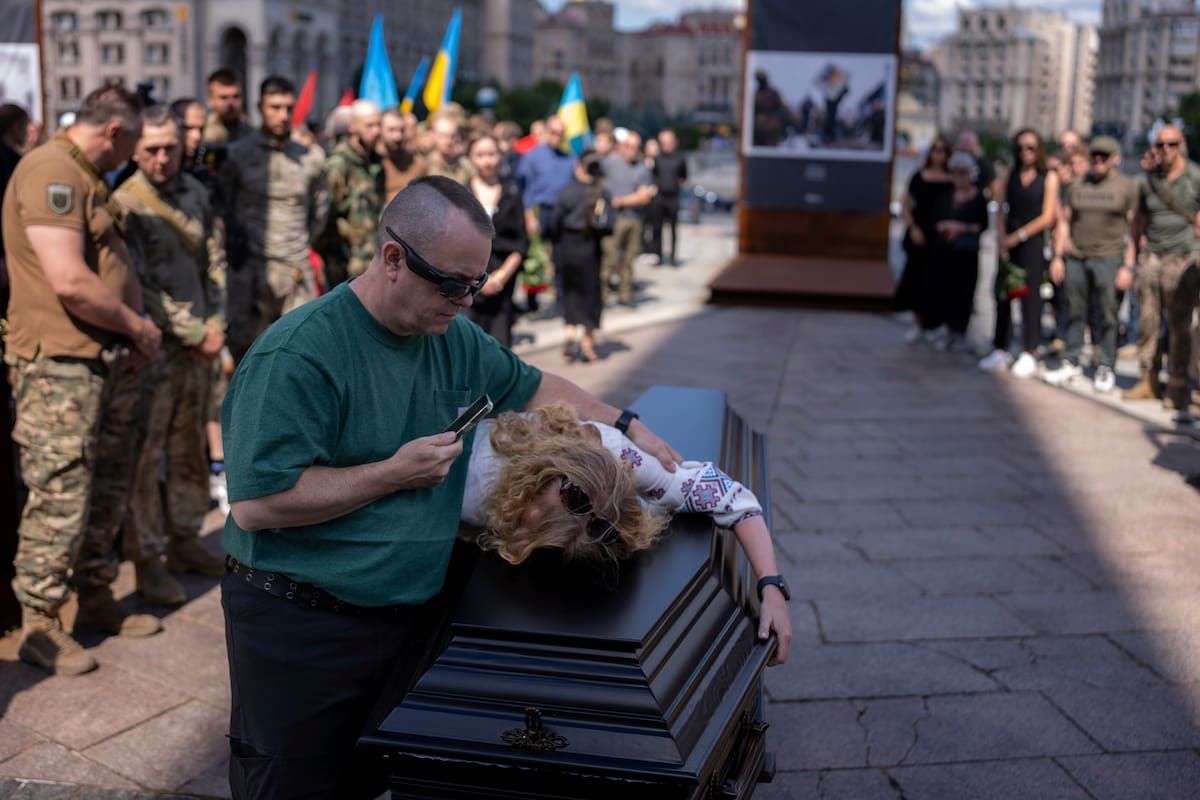 Dron ucraniano provoca explosiones en Rusia mientras continúa la guerra de desgaste