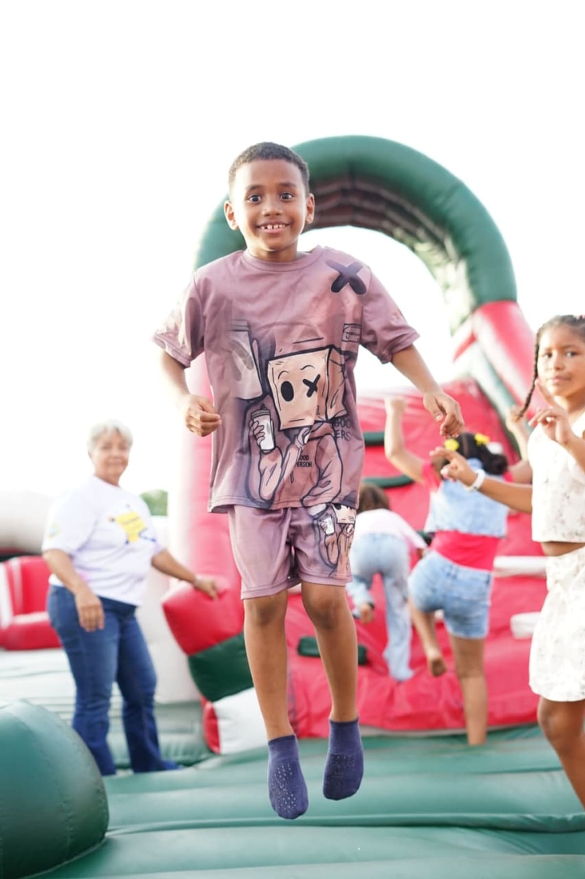 La Plaza de Variedades se llena de alegría: “La Granja de Zenón” llega a Cartagena. // cortesía: Alcaldía