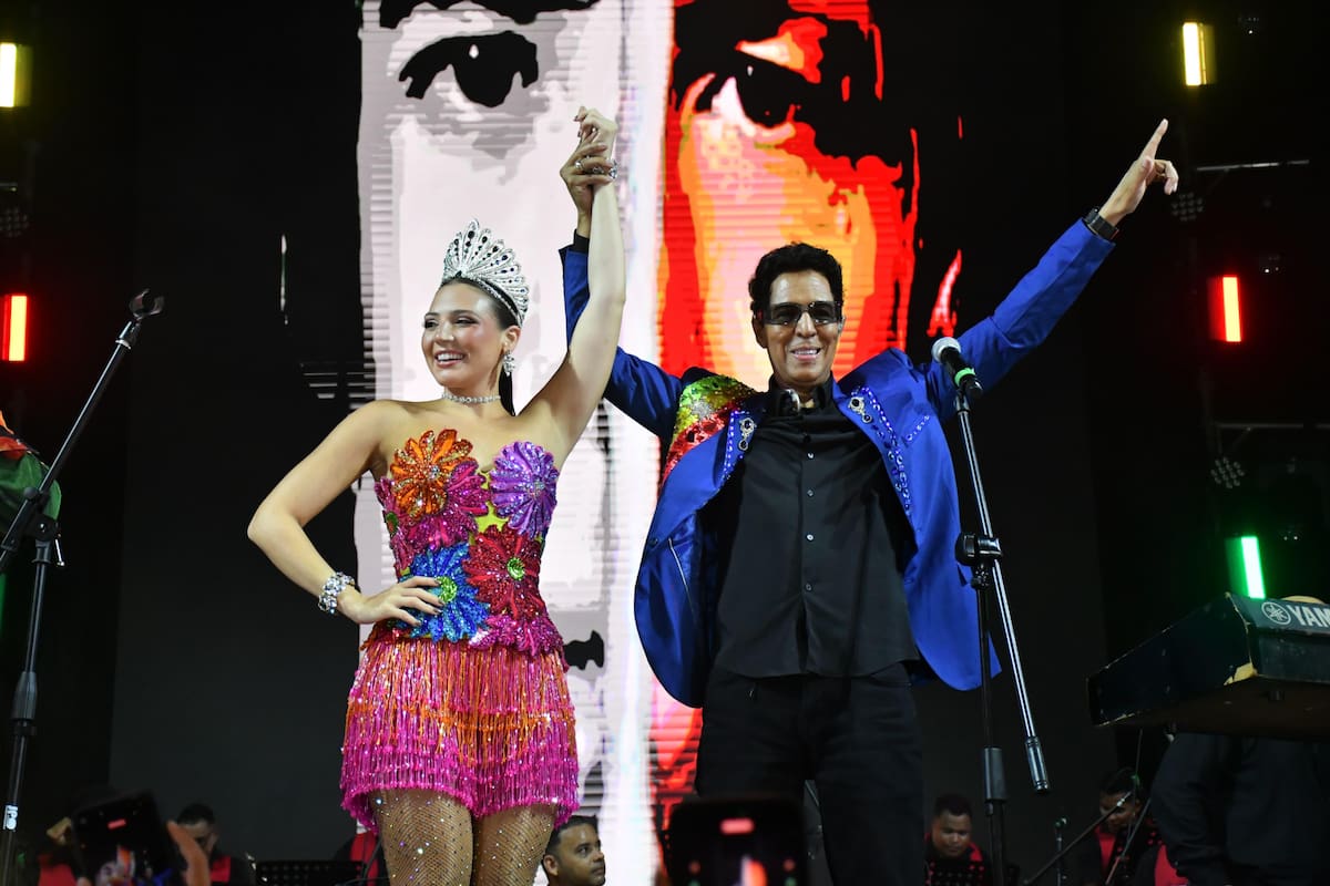 La reina Michelle Char Fernández homenajeó a Bonny Cepeda por Bonny Cepeda en el Festival de Arquetas del Carnaval de Barranquilla 2026Bonny Cepeda, por sus 45 años de carrera.//Cortesía Carnaval de Barranquilla.