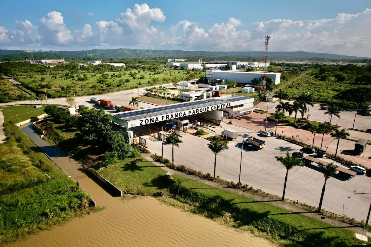 Parque Central tendrá la Planta Solar Flotante más grande de la región Caribe