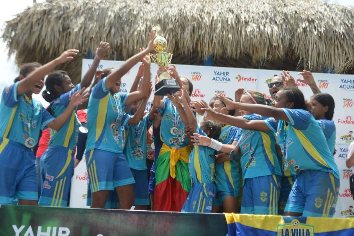 El equipo cartagenero que se clasificó a la final del Baby Fútbol Femenino
