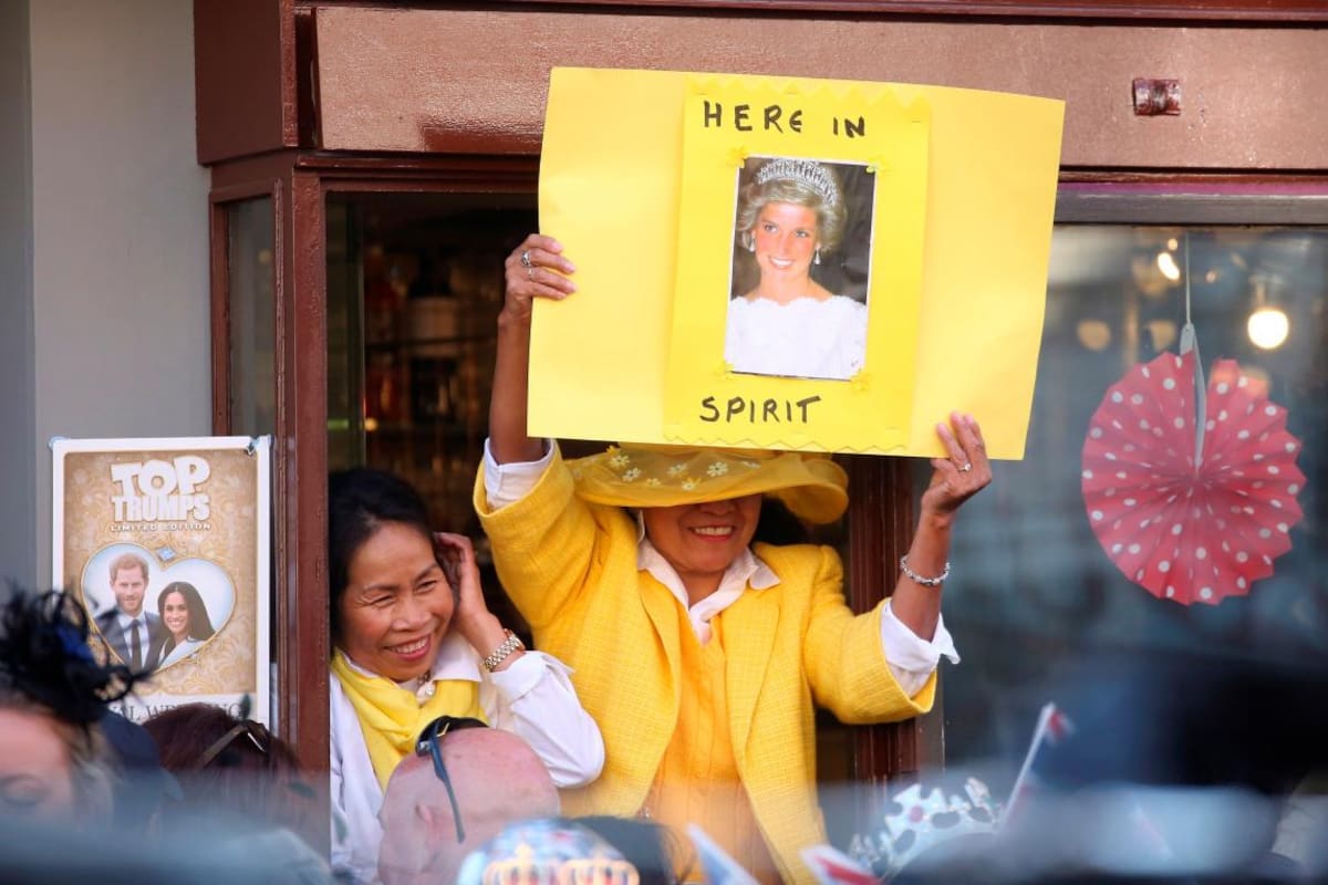 El “fantasma” de Lady Di reaparece entre los muros de Buckingham