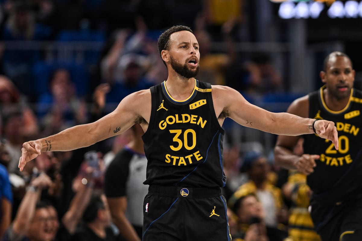 Stephen Curry comandó la remontada de los Golden State Warriors sobre los Lakers