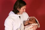 El fotógrafo de la icónica imagen de Messi con Lamine Yamal reveló cómo logró la foto