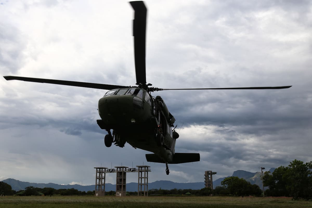 Imputan a exfuncionario por millonario contrato de helicópteros MI-17. // Foto: Colprensa - Álvaro Tavera.