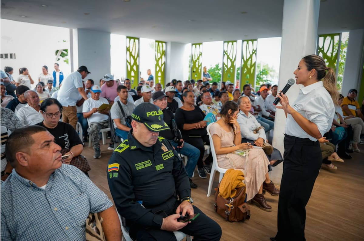 Durante la socialización de la plataforma ‘La Vía es de Todos’, se dijo que la misma permitirá a los líderes sociales radicar quejas y hacer seguimiento a las respuestas, con un plazo máximo de ocho horas para su atención.//Cortesía ODCGDM.