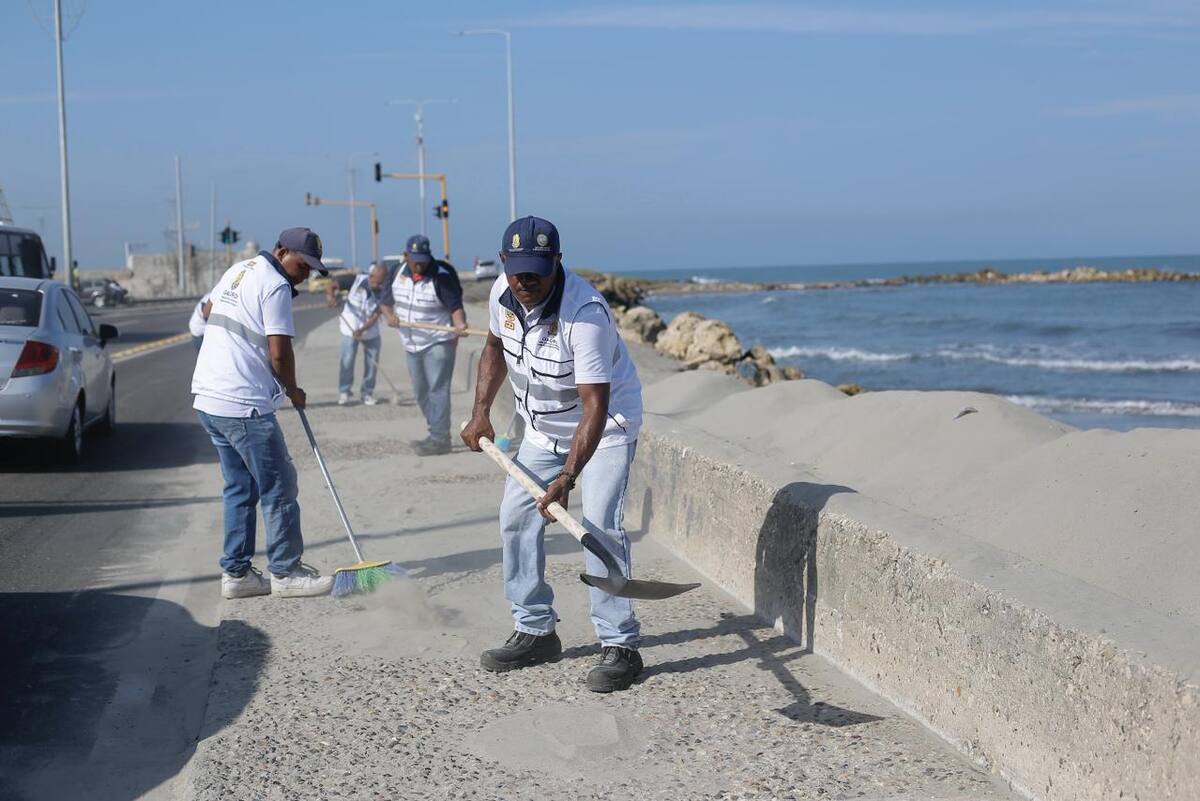 Las autoridades activaron medidas preventivas y llaman a evitar actividades marítimas mientras persista el fenómeno. // Foto: cortesía - Alcaldía