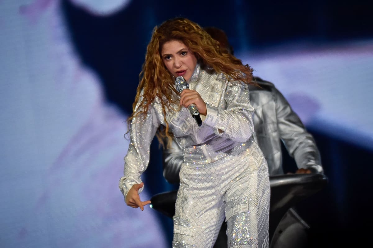Shakira pide ayuda a Macron y Merz para apoyar a los niños afectados en Venezuela