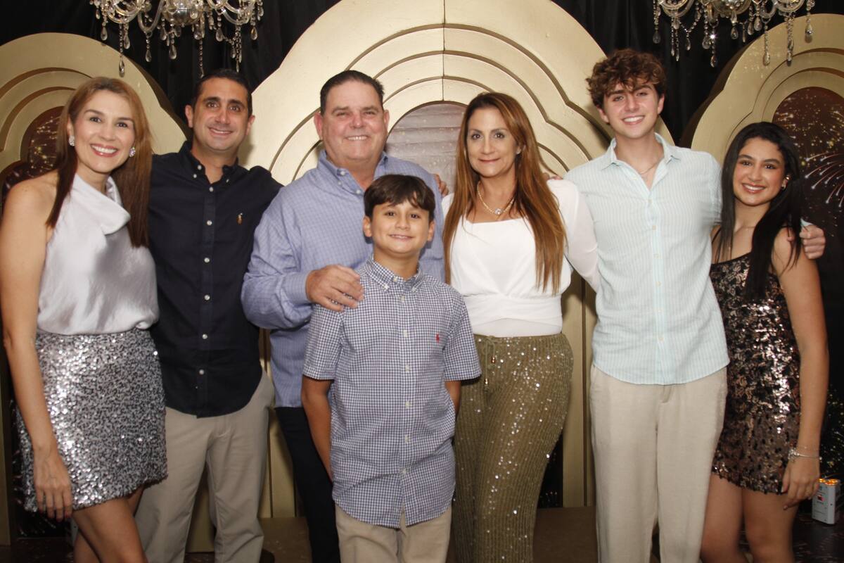 Laura Covo, Antonio David, Geran Calderón, Elías David, María Carolina David, Camilo Calderón y Nicole David