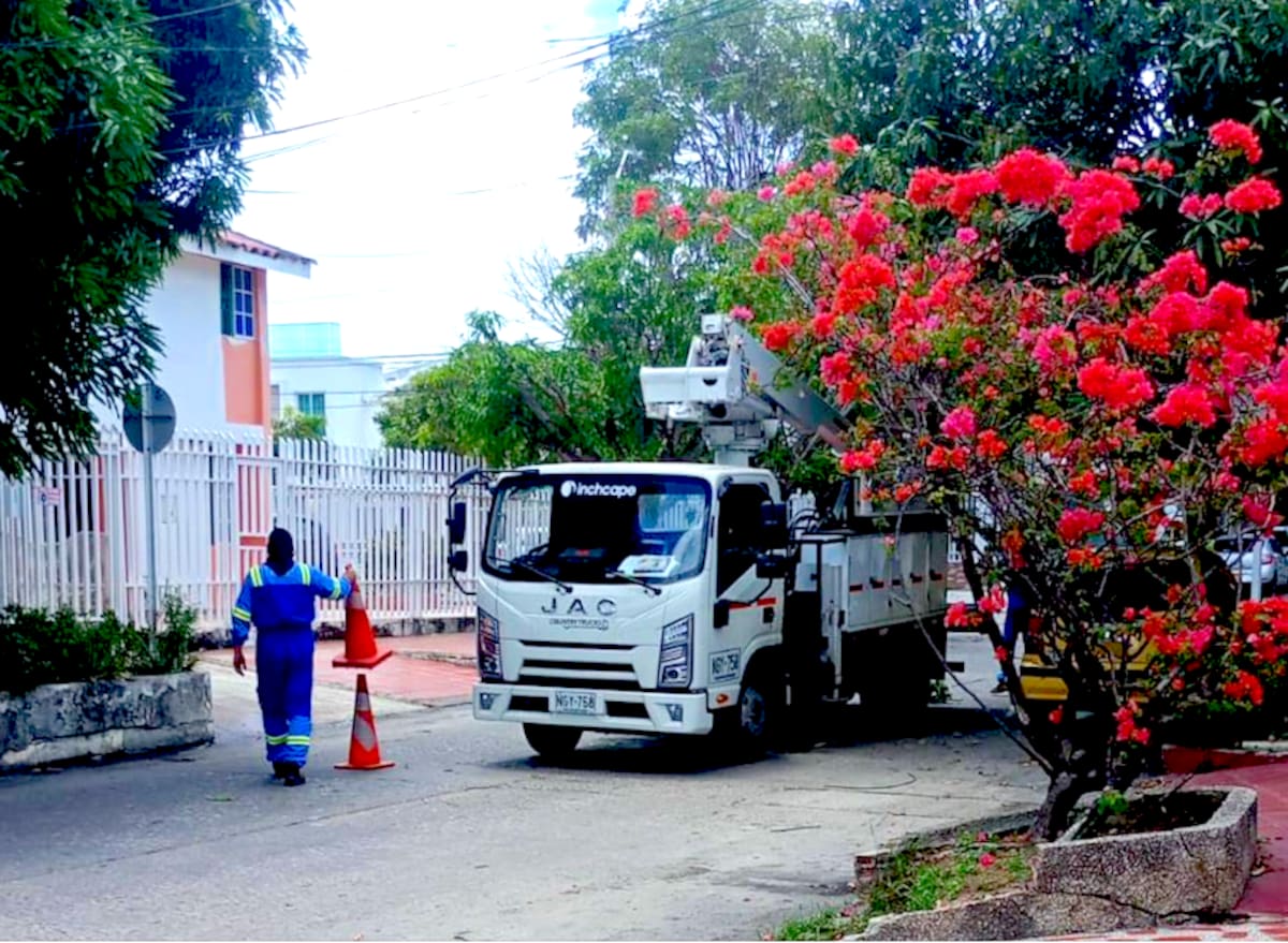 Para este domingo 26 de abril la empresa Air-e Intervenida anuncia labores de lavado de líneas en circuitos que alimentan a varios municipios del Atlántico.//Cortesía Air-e.