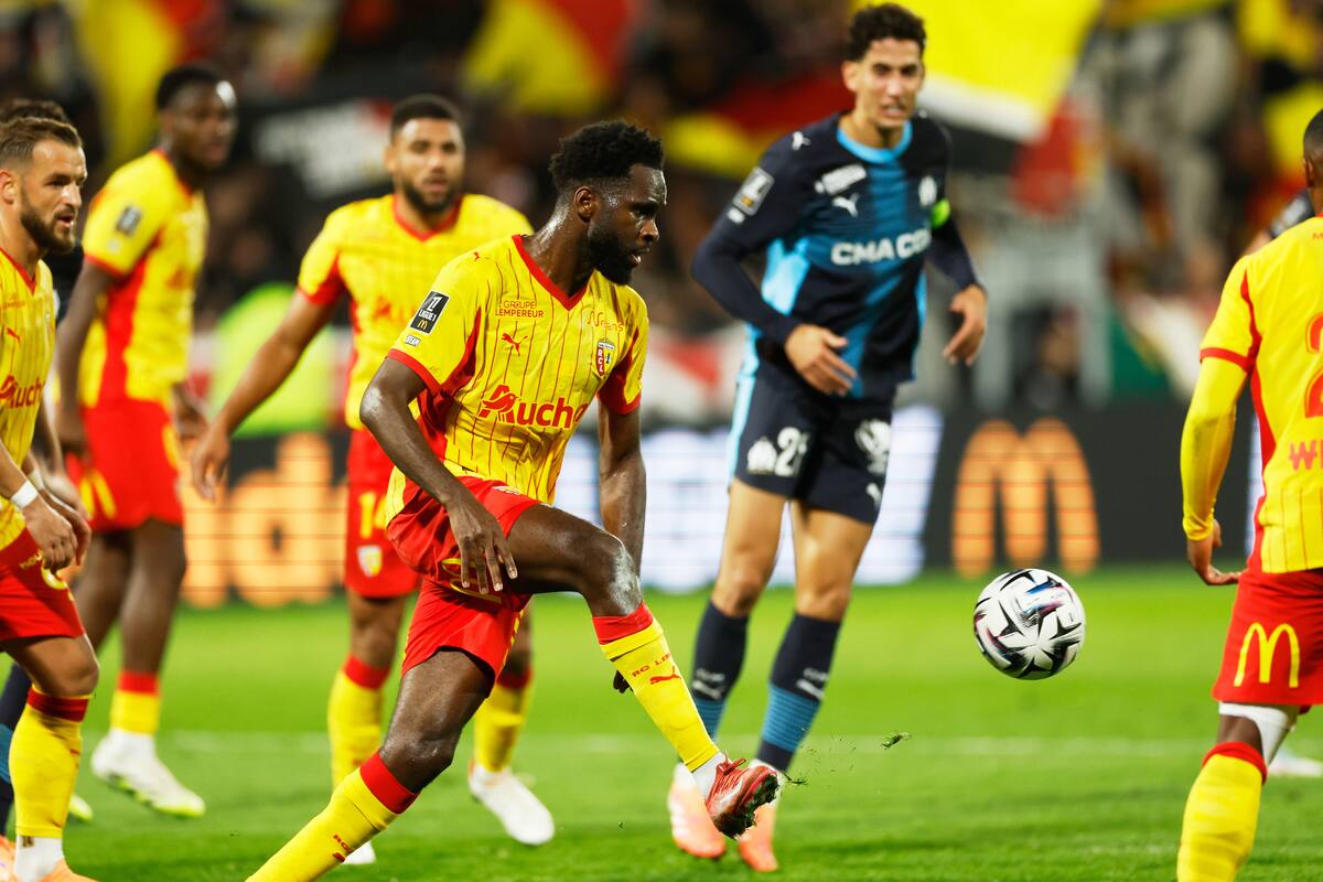 Lens está sorprendiendo a todos en el fútbol francés. //Foto, AP: Jean-Francois Badias