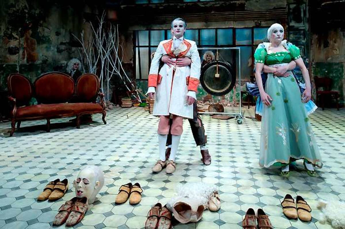 “Leonce y Lena” es una de las obras con las que Rumania participará como invitado especial en el XIII Festival Iberoamericano de Teatro de Bogotá 2012. CORTESÍA FITB-COLPRENSA