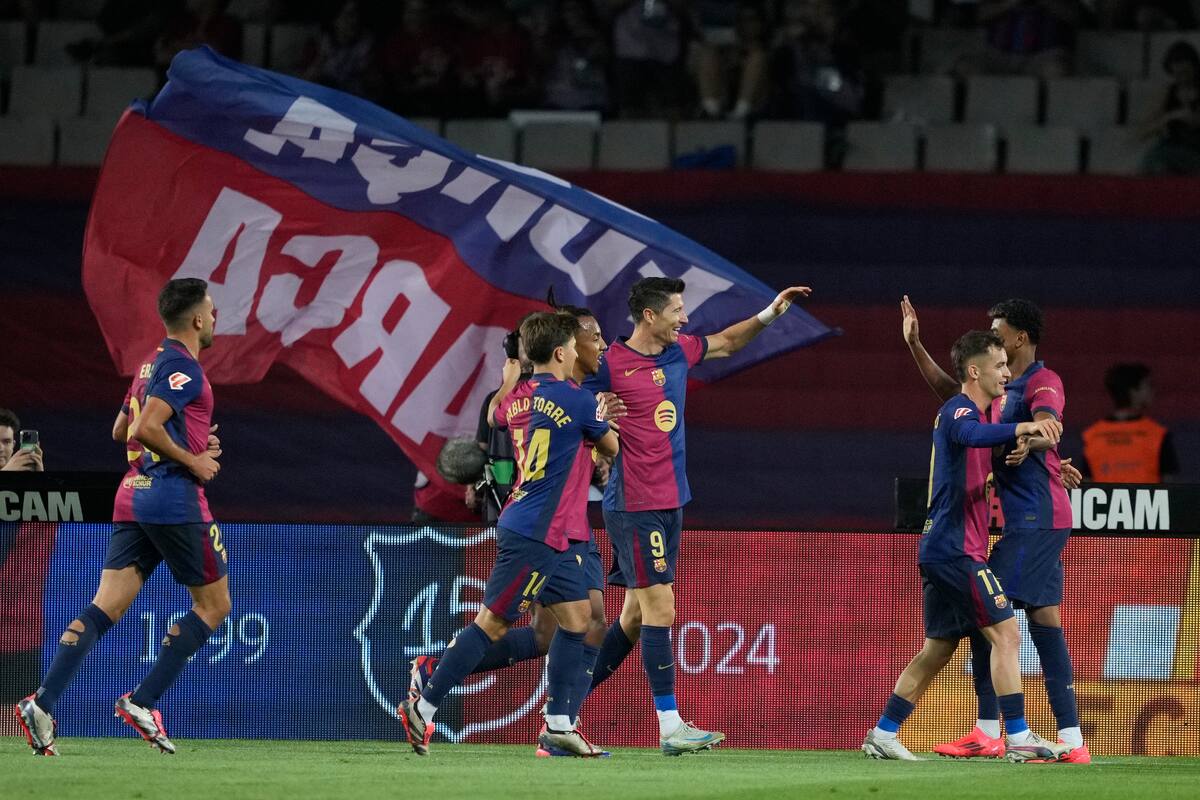 Robert Lewandowski le da la victoria al entonado Barcelona