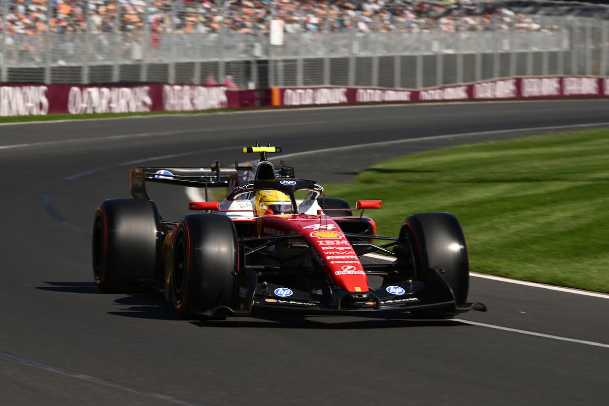 Lewis Hamilton caza un nuevo título de Fórmula 1. //Foto, EFE: JOEL CARRETT